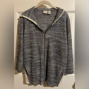 EUC Chicos Zenergy lightweight hoodie. Size 2 (L)